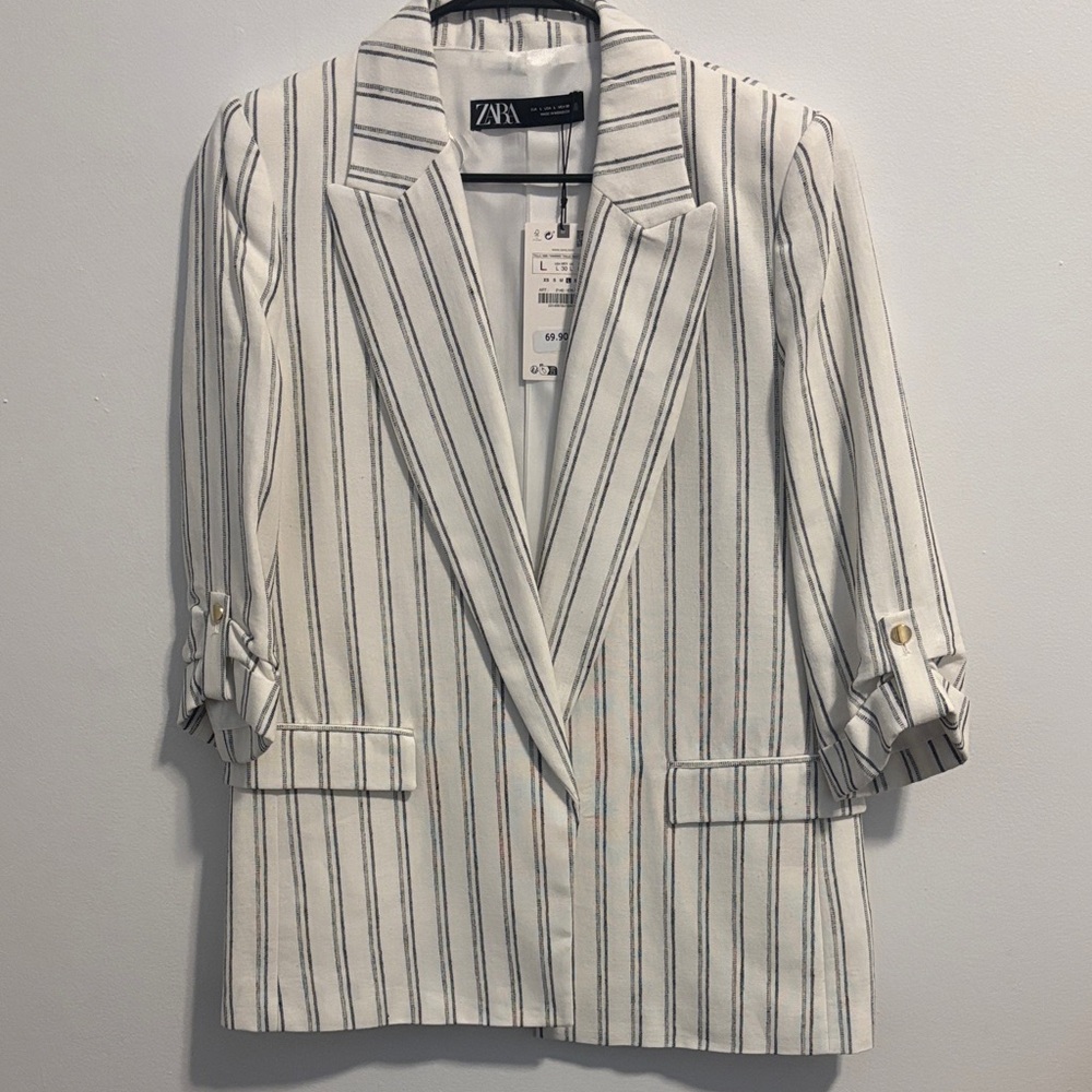 Zara Women's Blazer - Ecru with Stripes - Picture 2 of 10